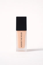 Daydream vegan liquid foundation in its original packaging by Honor The House