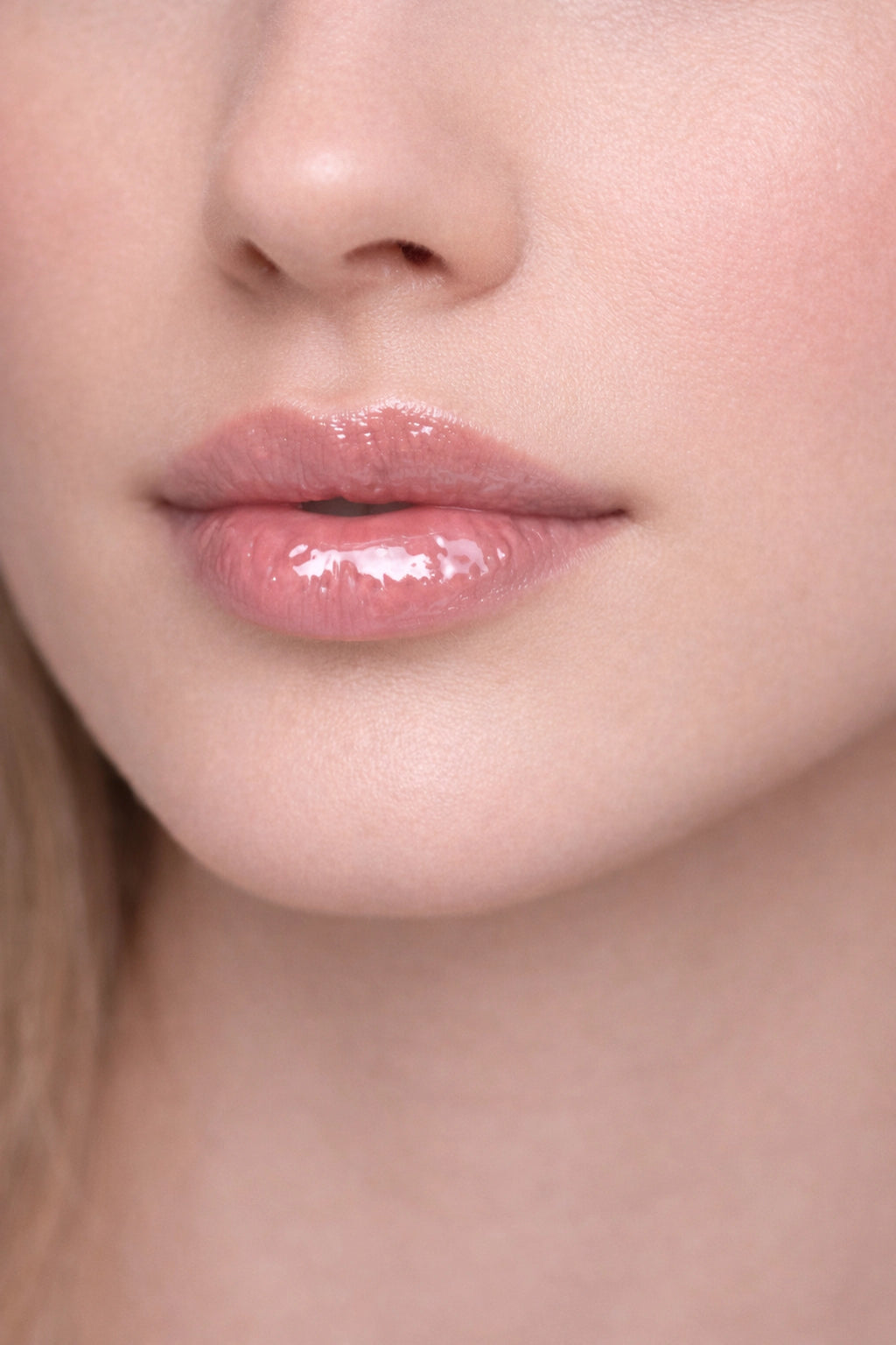 Honor The House Caribbean Sun SPF 30 French Vanilla on blonde model.