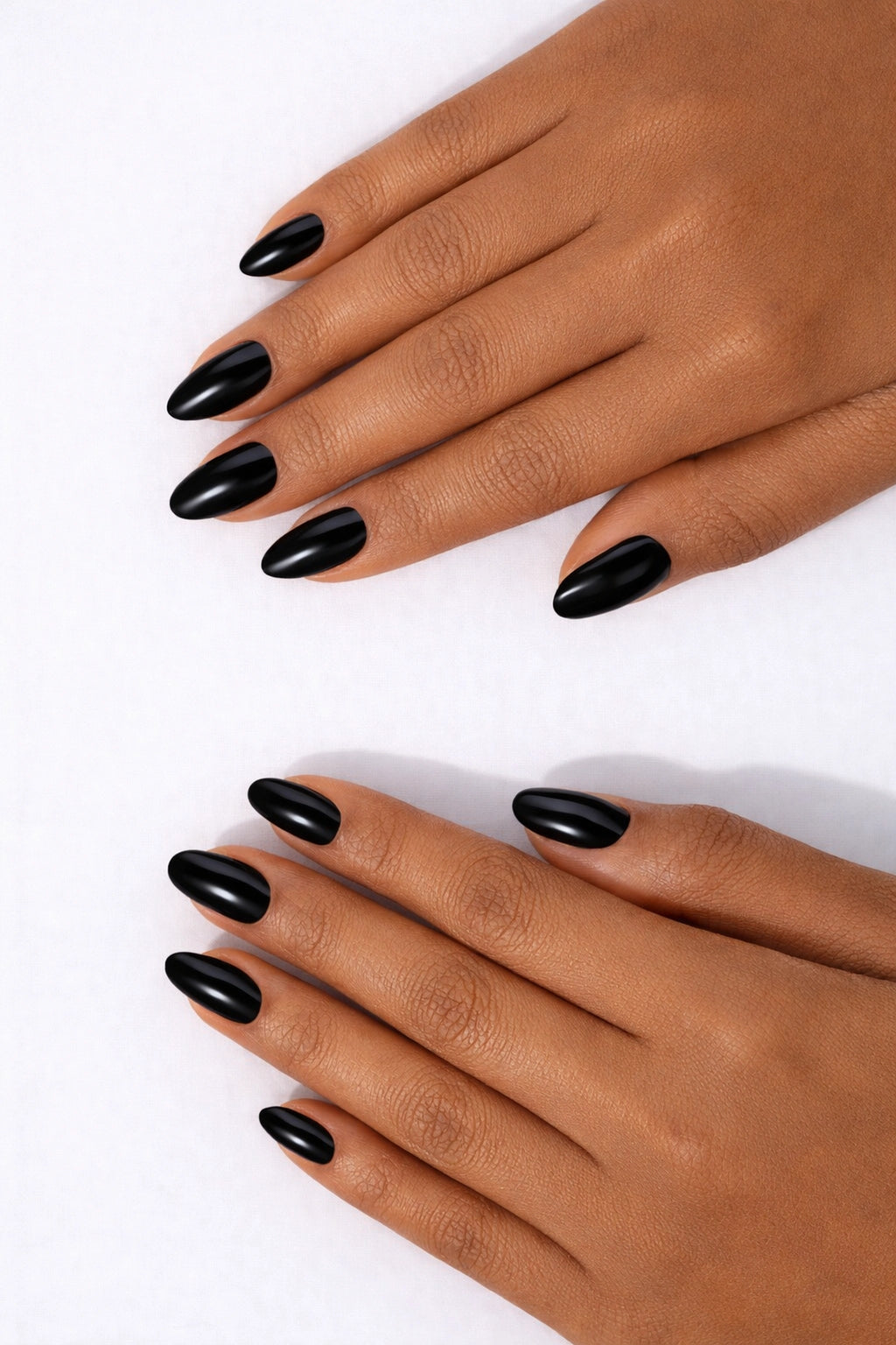 Cuddle My Wrist Gel Nail Polish - 01 Umbreon Black