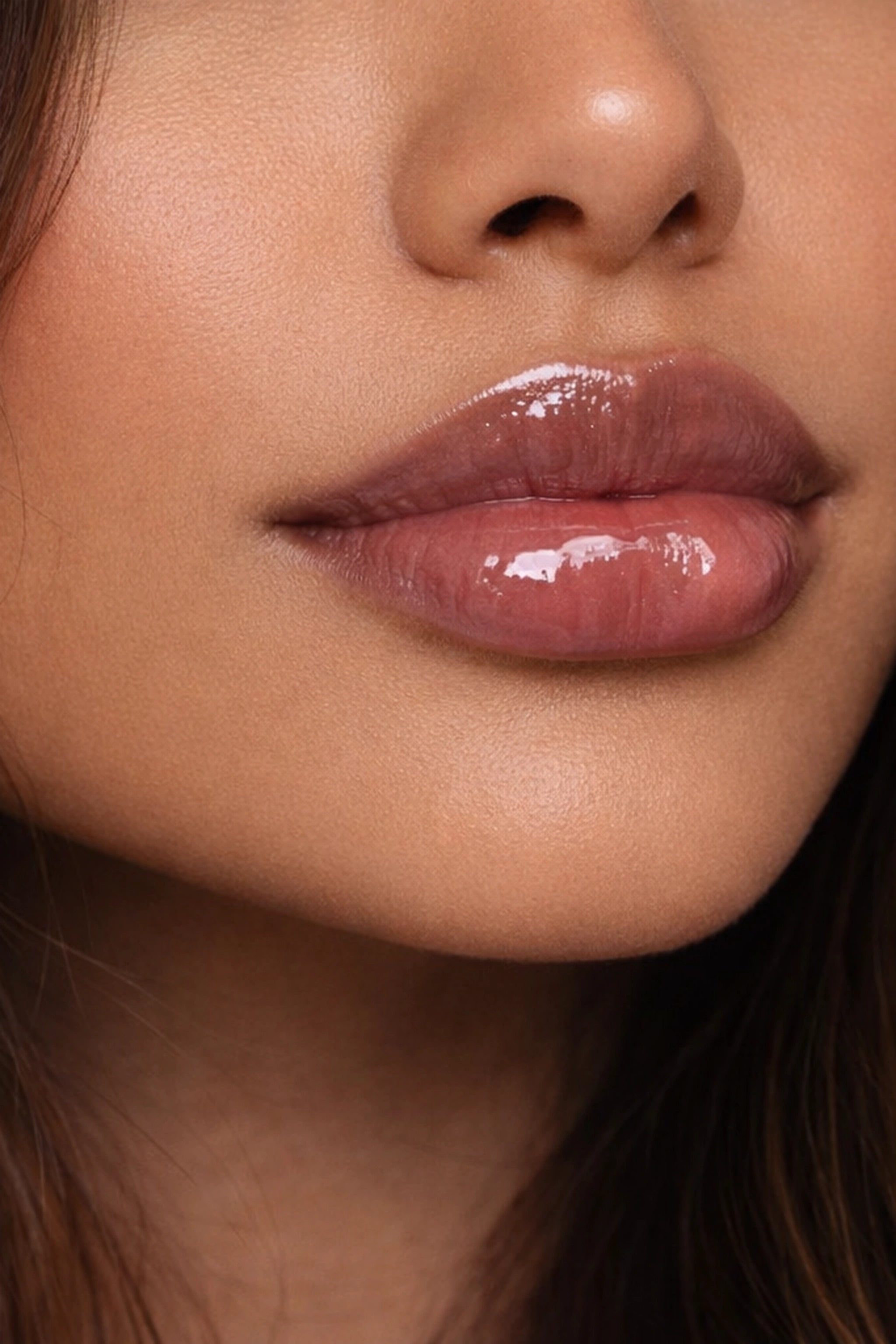 Honor The House Caribbean Sun SPF 30 Lip Balm Sweet Strawberry on Latina lips.